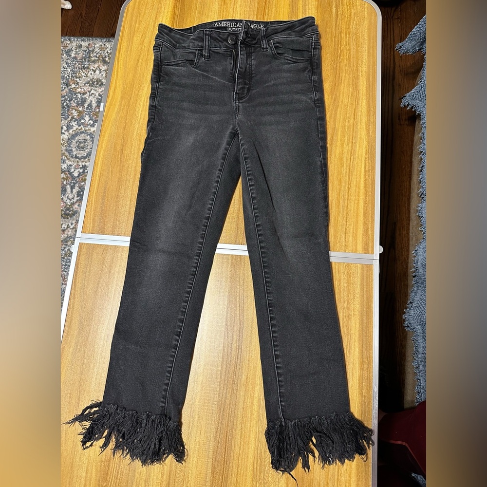 American Eagle Outfitters Black Cropped Jeans